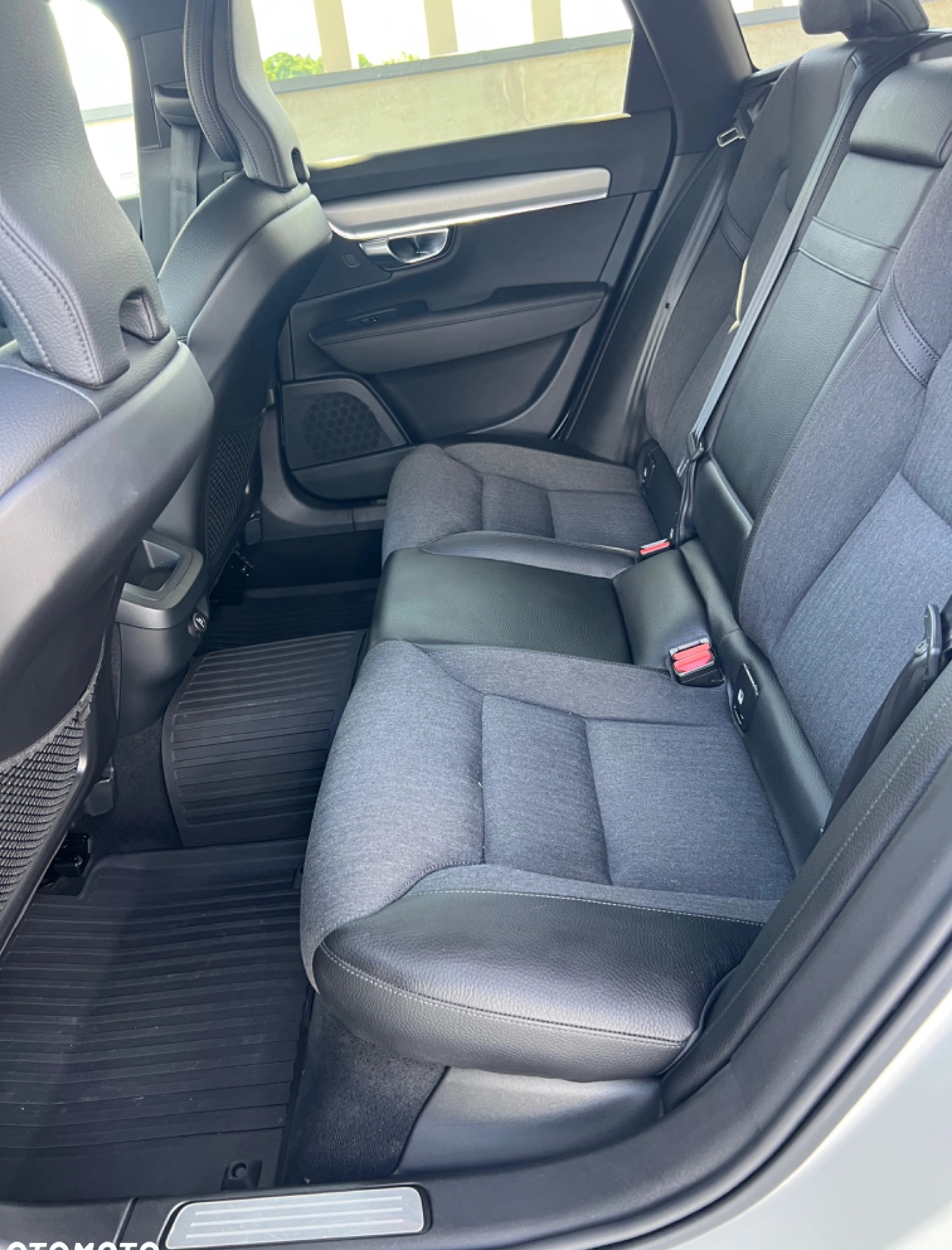 Volvo V90 cena 134900 przebieg: 99000, rok produkcji 2019 z Annopol małe 466